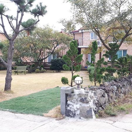 Вилла Jeju Olleh House Экстерьер фото